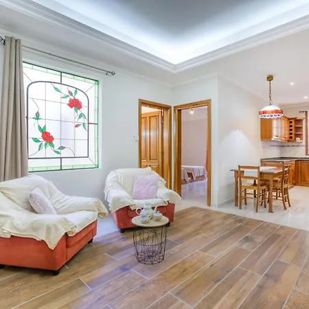 شقة Authentic 3br In The Charming Town Of M'xlokk By 360 Estates