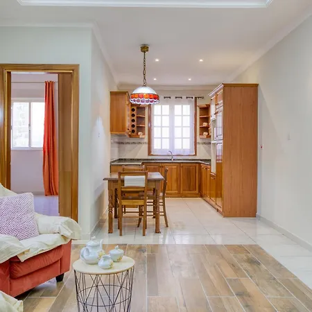 Authentic 3br In The Charming Town Of M'xlokk By 360 Estates 아파트