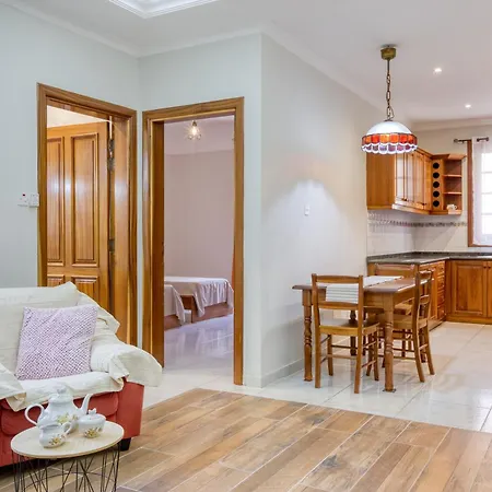 Authentic 3br In The Charming Town Of M'xlokk By 360 Estates