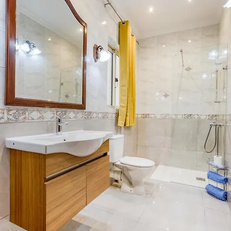 شقة Authentic 3br In The Charming Town Of M'xlokk By 360 Estates