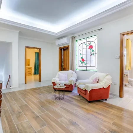 Authentic 3br In The Charming Town Of M'xlokk By 360 Estates